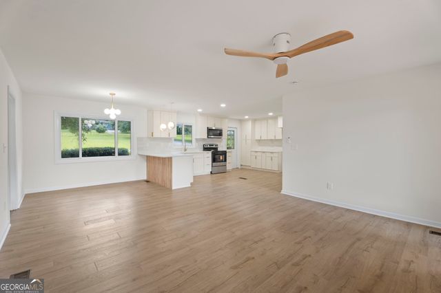 30 Circle Drive, Hampton, GA 30228