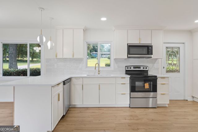 30 Circle Drive, Hampton, GA 30228