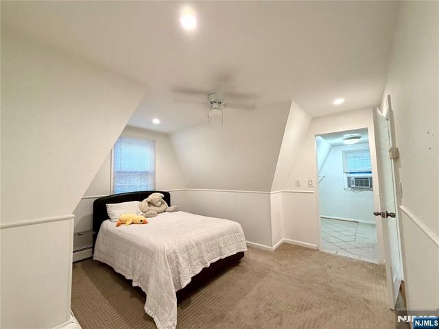 85 Kinnelon Road, Kinnelon Borough, NJ 07405