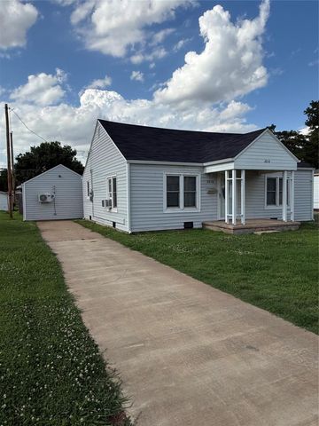 2014 E Chestnut Avenue, Enid, OK 73701