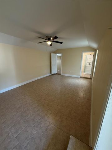 2014 E Chestnut Avenue, Enid, OK 73701