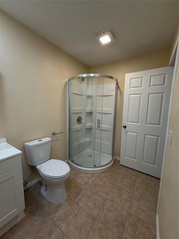 2014 E Chestnut Avenue, Enid, OK 73701
