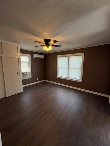 2014 E Chestnut Avenue, Enid, OK 73701