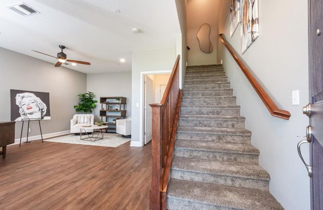 6198 Lonetree Blvd, Rocklin, CA 95765