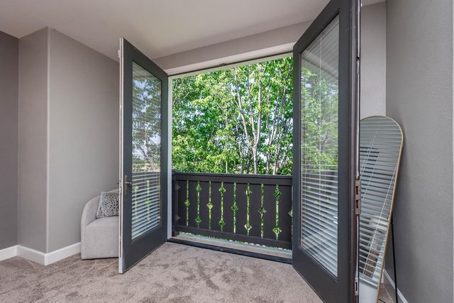 6198 Lonetree Blvd, Rocklin, CA 95765