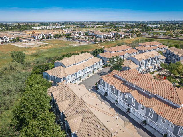 6198 Lonetree Blvd, Rocklin, CA 95765