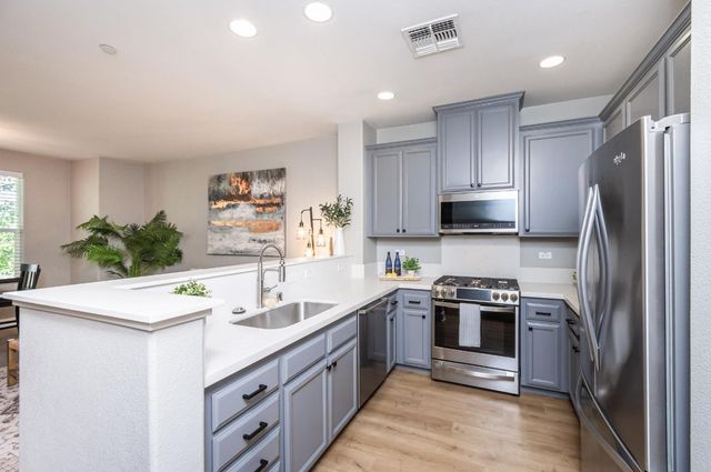 6198 Lonetree Blvd, Rocklin, CA 95765