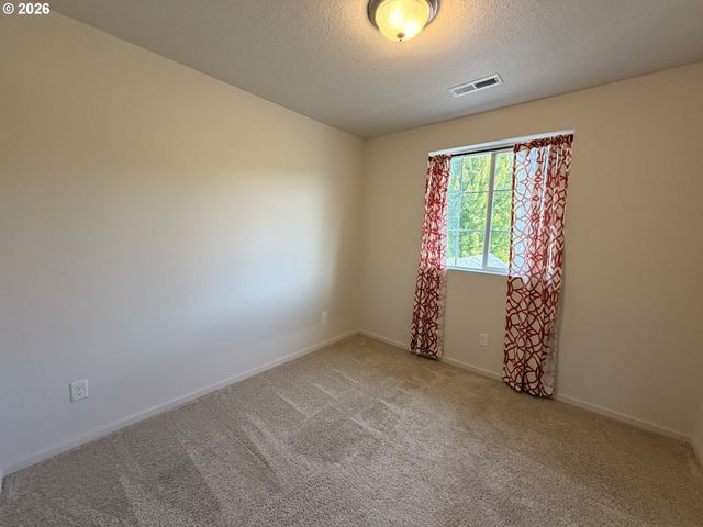 2123 Se 19TH St, Gresham, OR 97080