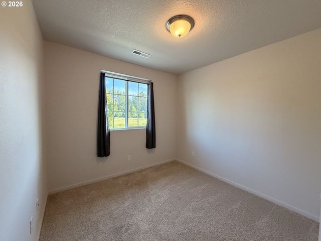2123 Se 19TH St, Gresham, OR 97080