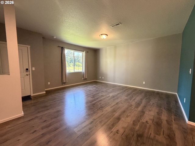 2123 Se 19TH St, Gresham, OR 97080