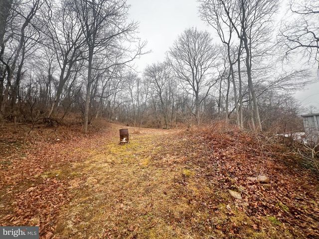 76 INDIAN LN, Yeagertown, PA 17099