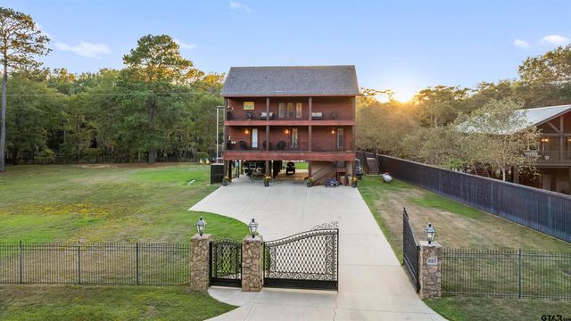 742 Private Road 7219, Jefferson, TX 75657