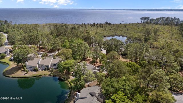 7131 Windward Drive, New Bern, NC 28560