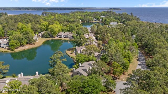 7131 Windward Drive, New Bern, NC 28560