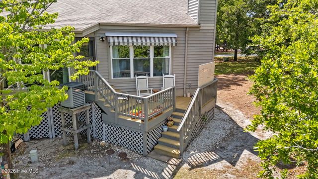 7131 Windward Drive, New Bern, NC 28560