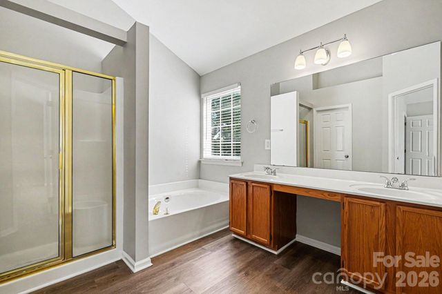 7824 Belchester Circle, Charlotte, NC 28215