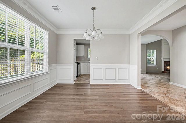 7824 Belchester Circle, Charlotte, NC 28215