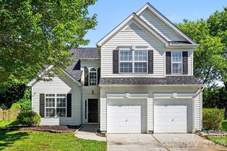7824 Belchester Circle, Charlotte, NC 28215