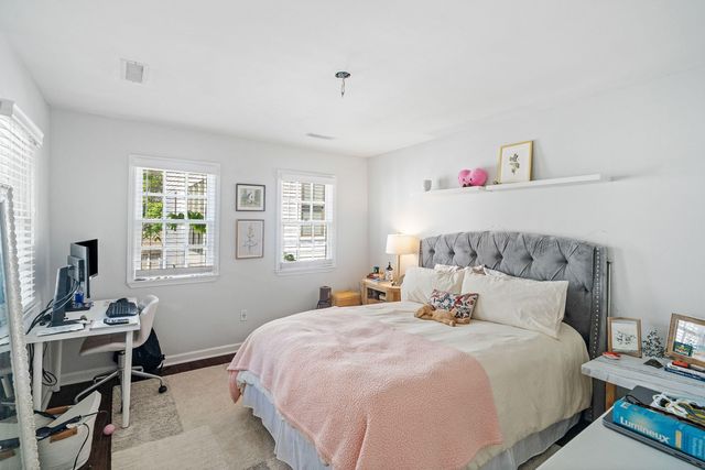 10 Porters Court, Charleston, SC 29403