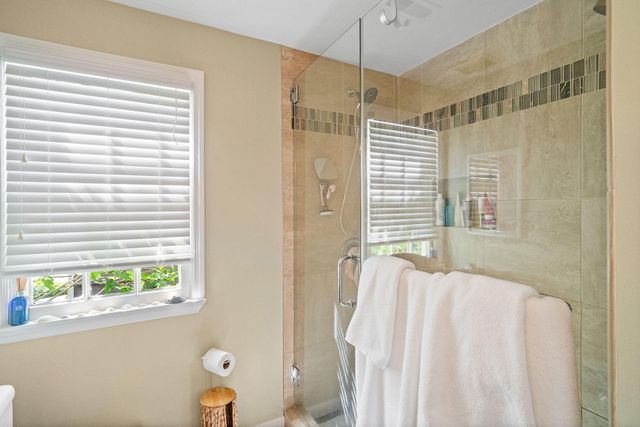 10 Porters Court, Charleston, SC 29403