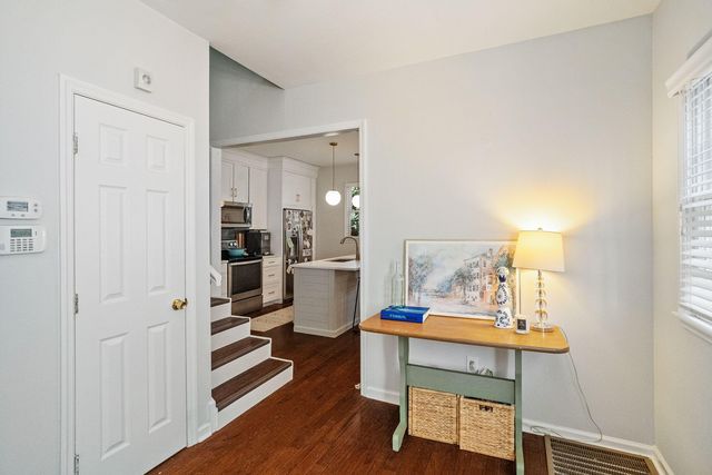 10 Porters Court, Charleston, SC 29403