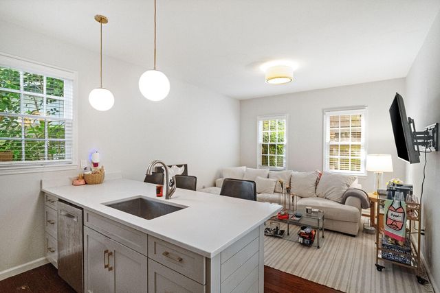 10 Porters Court, Charleston, SC 29403