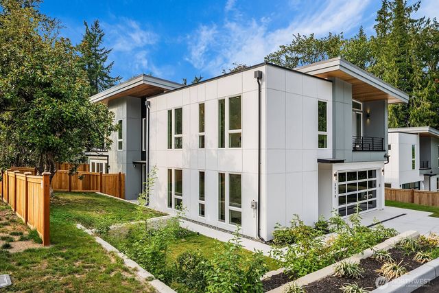 3978 162nd Place SE, Bellevue, WA 98006