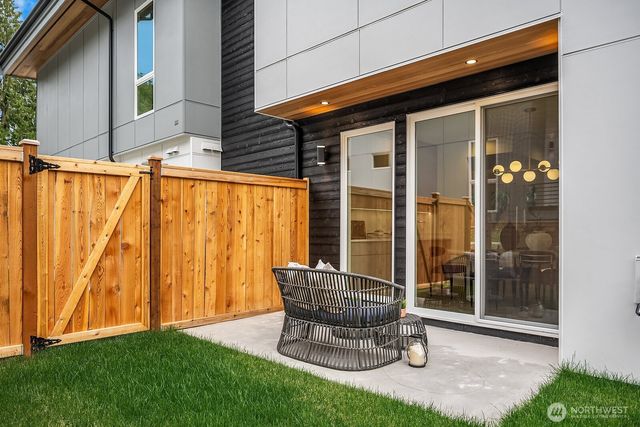 3978 162nd Place SE, Bellevue, WA 98006