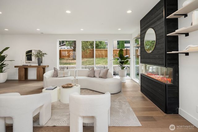 3978 162nd Place SE, Bellevue, WA 98006