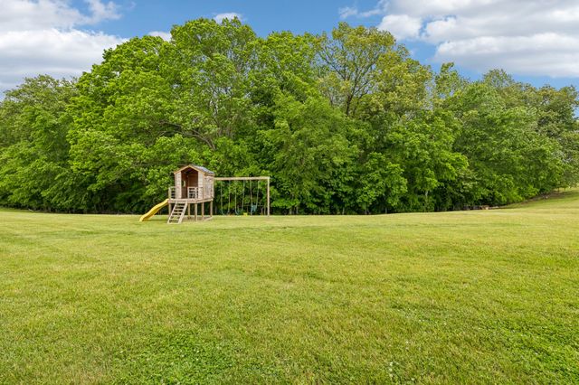 166 Coley Court, Lafayette, TN 37083