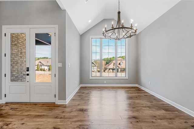 7 West Lake Lane, Little Rock, AR 72210