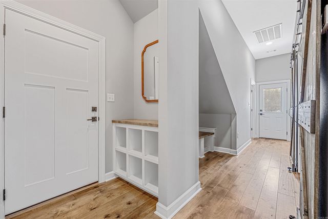 7 West Lake Lane, Little Rock, AR 72210