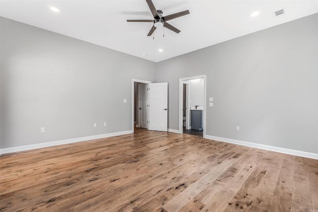 7 West Lake Lane, Little Rock, AR 72210