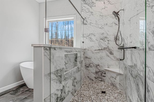 7 West Lake Lane, Little Rock, AR 72210