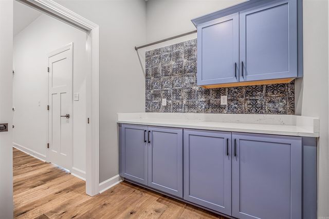 7 West Lake Lane, Little Rock, AR 72210