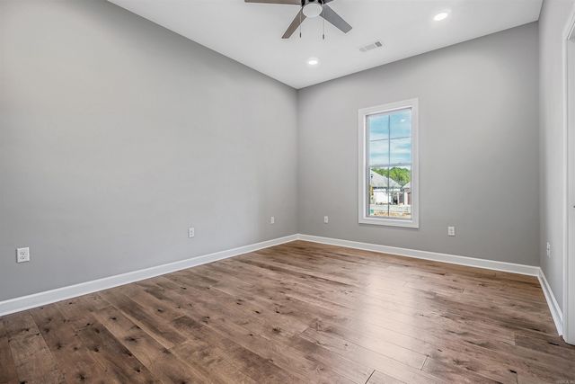 7 West Lake Lane, Little Rock, AR 72210