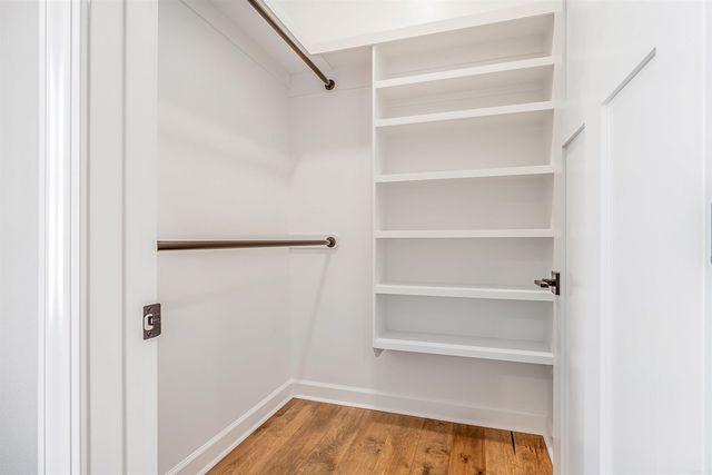 7 West Lake Lane, Little Rock, AR 72210