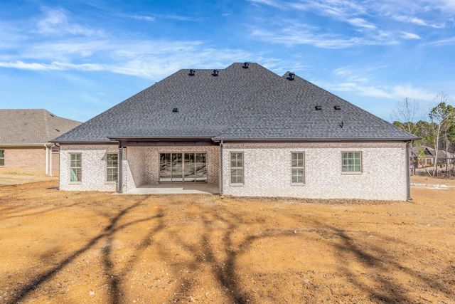 7 West Lake Lane, Little Rock, AR 72210