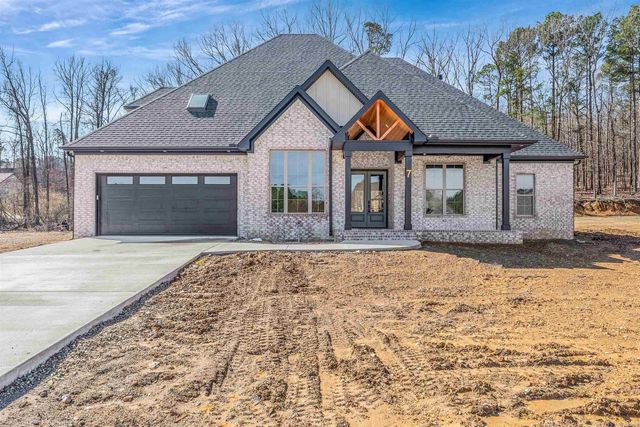 7 West Lake Lane, Little Rock, AR 72210