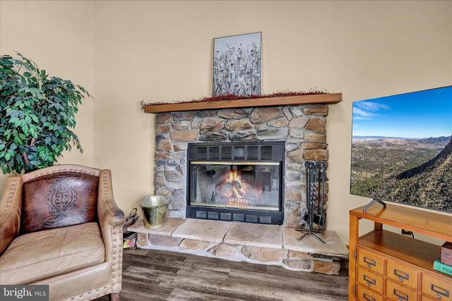 280 HOPE DR, Blandon, PA 19510