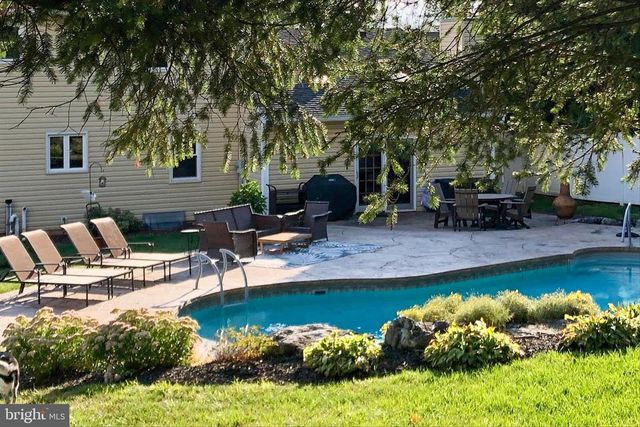 280 HOPE DR, Blandon, PA 19510