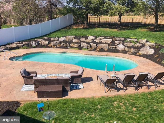 280 HOPE DR, Blandon, PA 19510