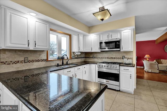 280 HOPE DR, Blandon, PA 19510