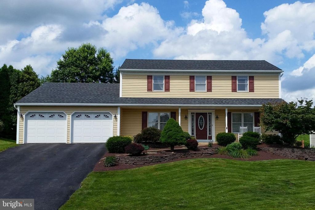 280 HOPE DR, Blandon, PA 19510