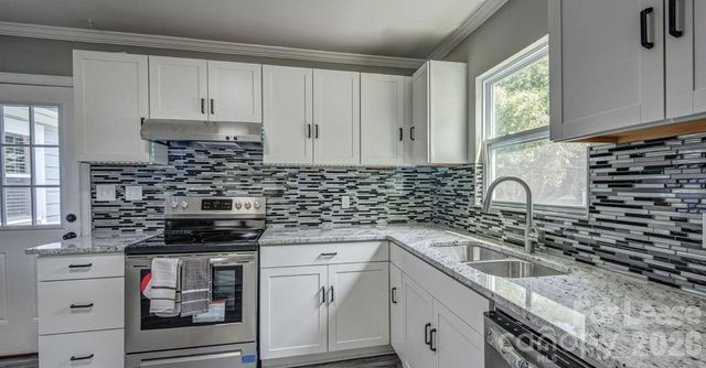910 E 6th Avenue, Gastonia, NC 28054