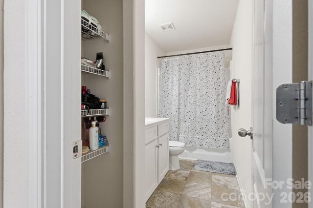 9528 Weikert Road, Charlotte, NC 28215