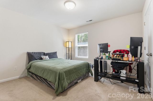 9528 Weikert Road, Charlotte, NC 28215