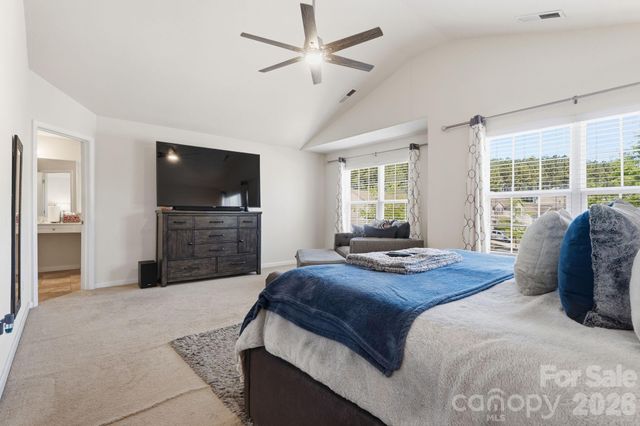 9528 Weikert Road, Charlotte, NC 28215