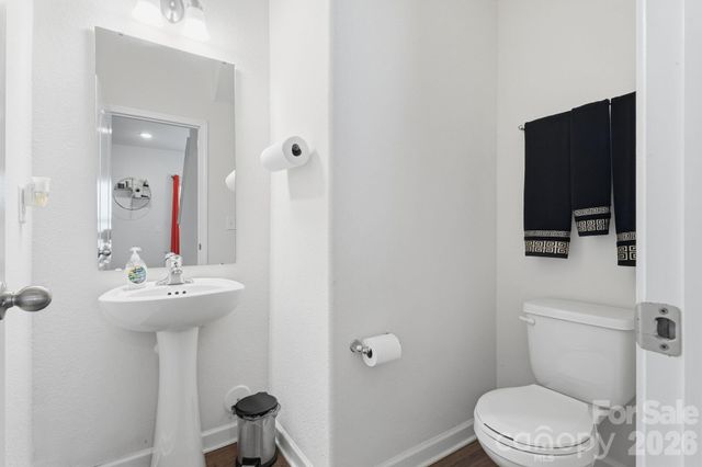 9528 Weikert Road, Charlotte, NC 28215