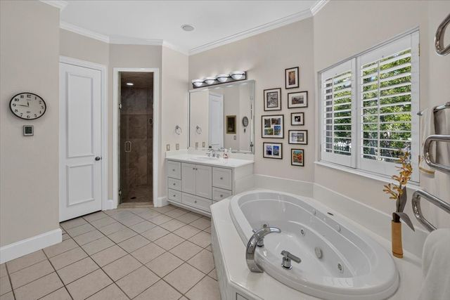 6900 Baltusrol Road, Fort Worth, TX 76132